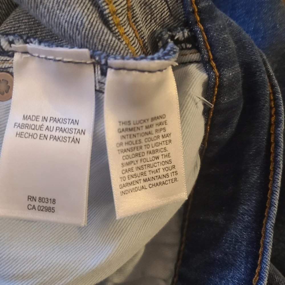 Men's Lucky Brand 223 Straight Jeans - size  36 x 30